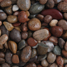 SCOTTISH PEBBLES DECORATIVE AGGREGATE - 20-30mm - SMALL BAG      (PRE-PACKED BAG)